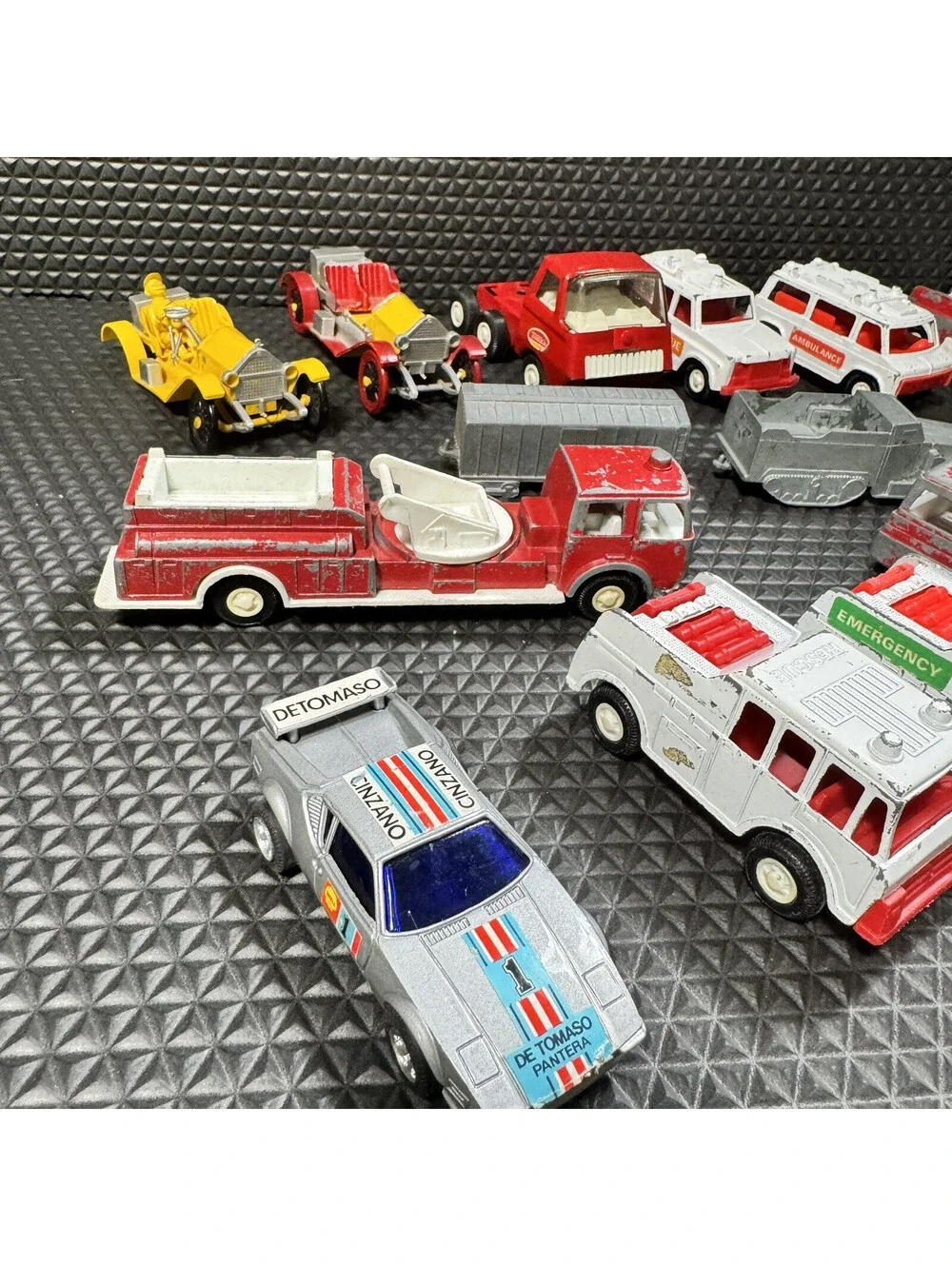 15 Vtg Tonka, Tootsie Toys, Gowland Cars Trucks Ambulance Fire Truck Cast Metal